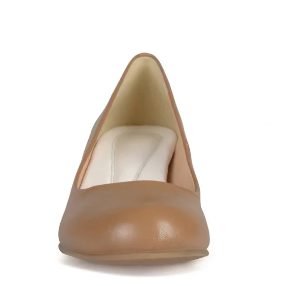 Journee Collection Luu Round Toe Low Heel Dress Pump in  Chestnut Brown NWOB - Picture 3 of 12